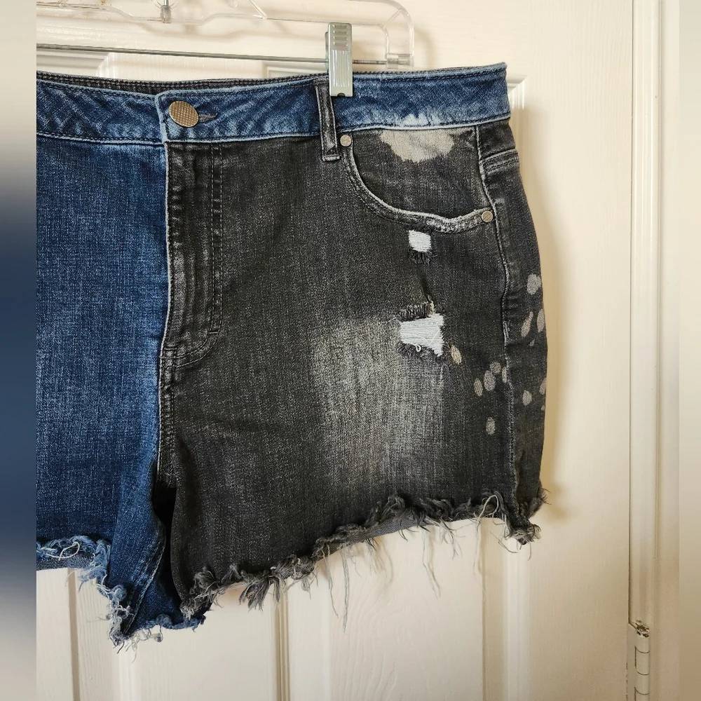 CAbi stylish two